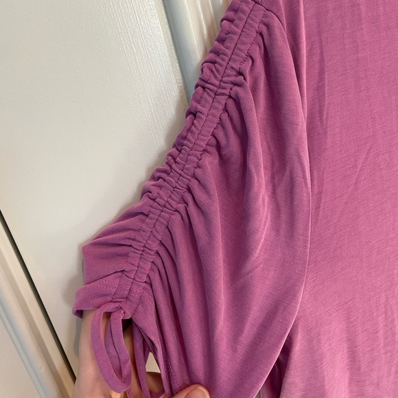 Banana Republic Sandwash Modal Ruched-Sleeve Top - Picture 4 of 6